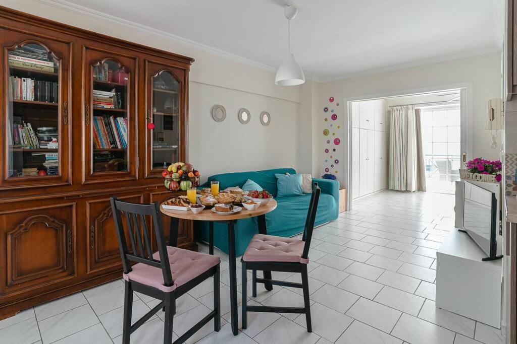 Sea View Apartment "Elise" Loutraki  Exterior photo